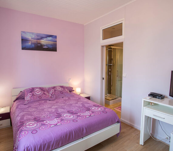 Chambre Mauve 1er étage